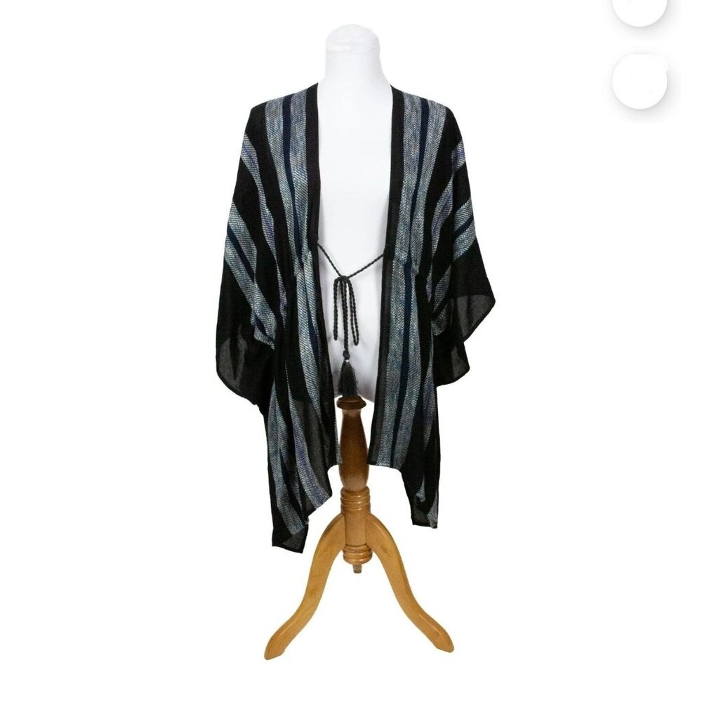 NWT Women’s Striped Yarn Dye Layering Wrap – Size M/L (Time and Tru) READ